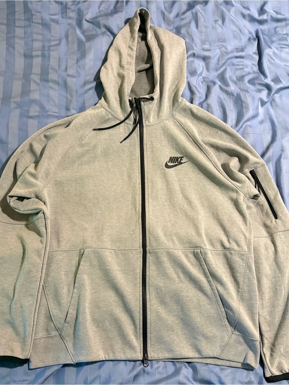 Nike tech Light Gray Full-Zip Hooded Performance Jacket small stain